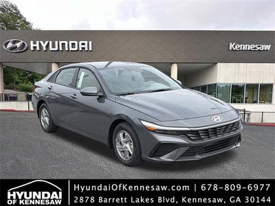 2026 Hyundai ELANTRA SE