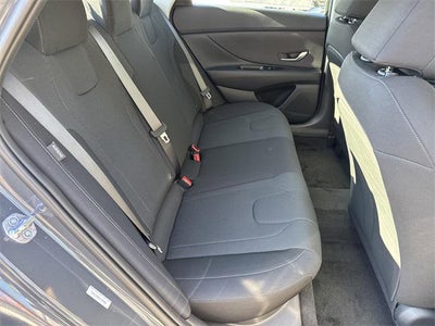 2026 Hyundai ELANTRA SE