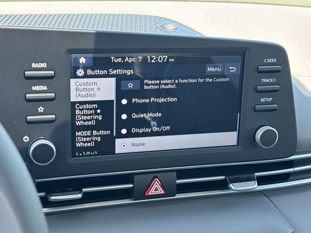 2026 Hyundai ELANTRA SE