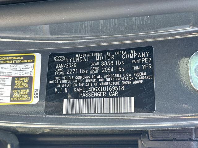 2026 Hyundai ELANTRA SE