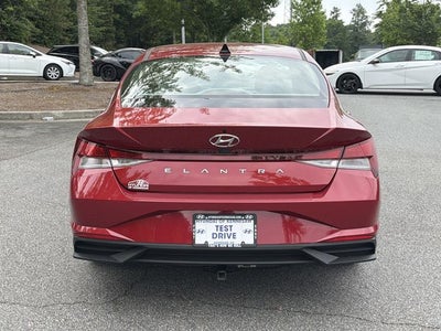 2023 Hyundai ELANTRA SEL
