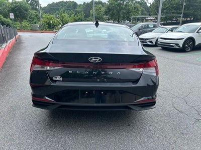 2023 Hyundai ELANTRA SEL