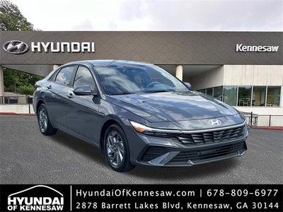 2024 Hyundai ELANTRA SEL