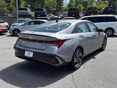 2025 Hyundai ELANTRA HYBRID SEL Sport