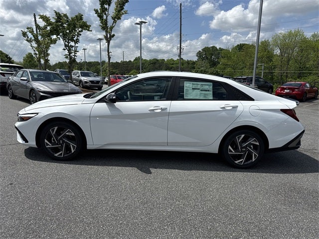 2025 Hyundai ELANTRA HYBRID SEL Sport