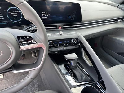 2025 Hyundai ELANTRA HYBRID SEL Sport