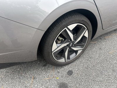 2021 Hyundai ELANTRA HYBRID Limited