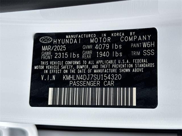 2025 Hyundai ELANTRA HYBRID Limited