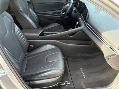 2023 Hyundai ELANTRA Limited