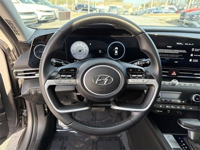 2023 Hyundai ELANTRA Limited