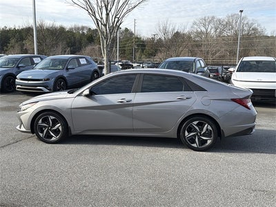 2023 Hyundai ELANTRA Limited
