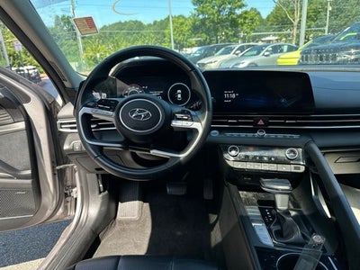 2023 Hyundai ELANTRA Limited