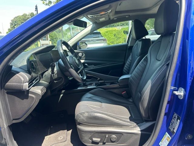 2022 Hyundai ELANTRA Limited