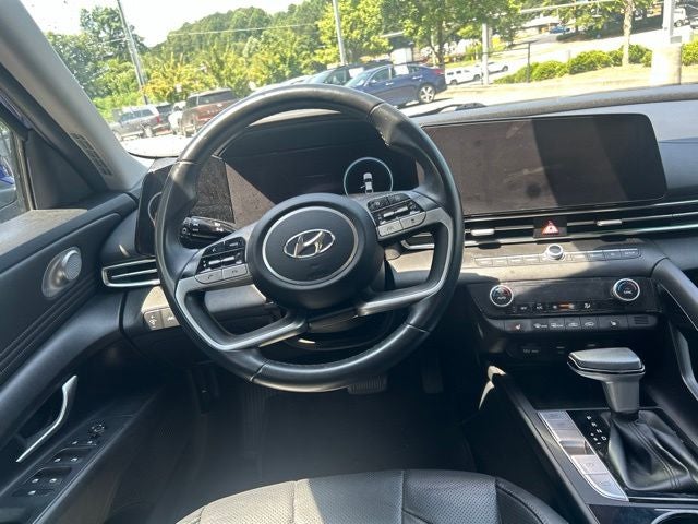 2022 Hyundai ELANTRA Limited