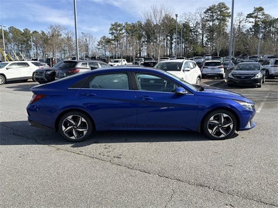 2023 Hyundai ELANTRA Limited