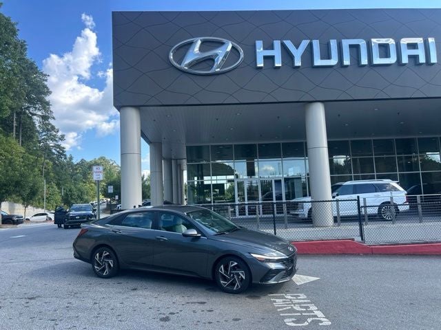 2024 Hyundai ELANTRA Limited