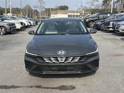 2026 Hyundai ELANTRA Limited