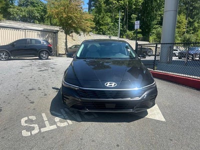 2024 Hyundai ELANTRA Limited