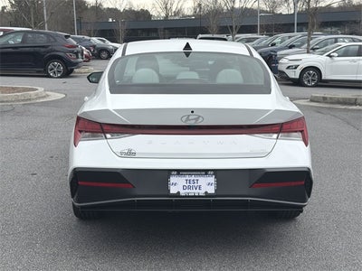 2026 Hyundai ELANTRA Limited