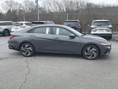 2026 Hyundai ELANTRA Limited