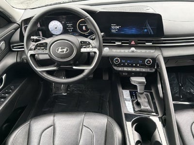 2024 Hyundai ELANTRA Limited