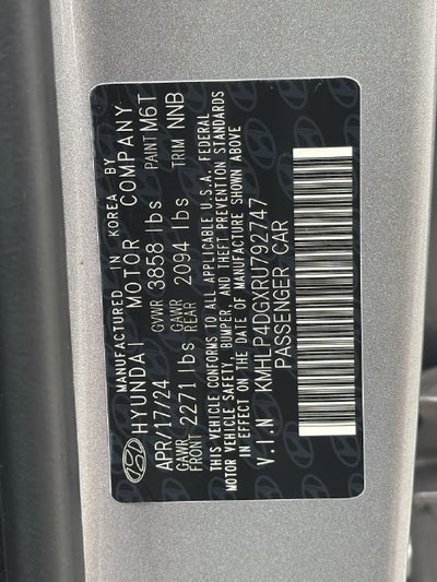 2024 Hyundai ELANTRA Limited