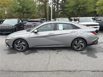 2024 Hyundai ELANTRA Limited