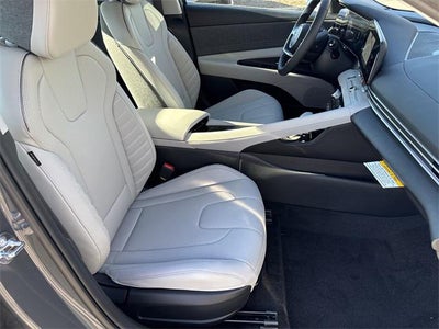 2026 Hyundai ELANTRA Limited