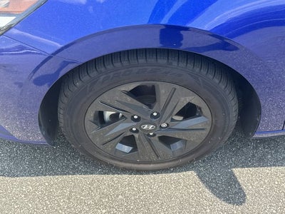 2021 Hyundai ELANTRA SEL