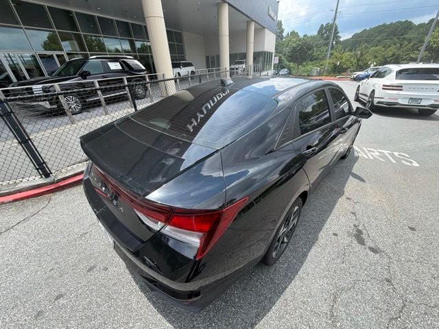 2023 Hyundai ELANTRA SEL