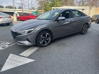 2023 Hyundai ELANTRA SEL