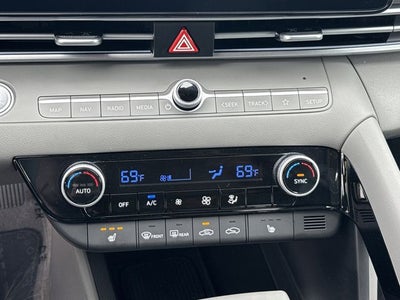 2025 Hyundai ELANTRA SEL Convenience