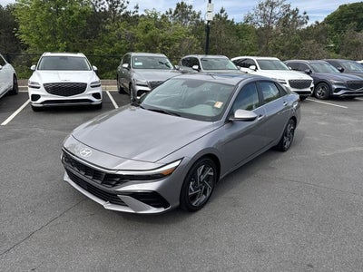 2025 Hyundai ELANTRA SEL Convenience