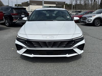 2025 Hyundai ELANTRA SEL Convenience