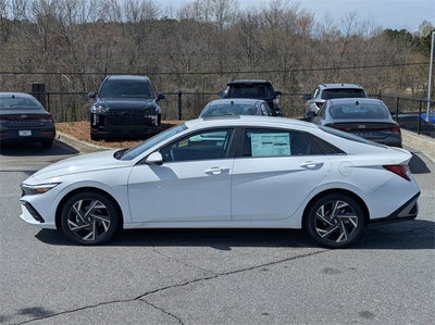 2025 Hyundai ELANTRA SEL Convenience