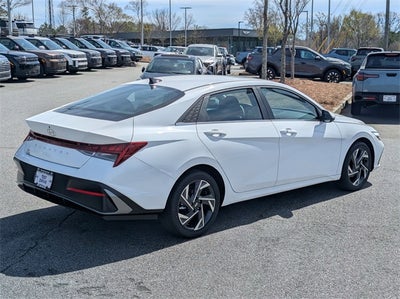 2025 Hyundai ELANTRA SEL Convenience