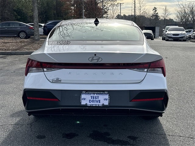 2025 Hyundai ELANTRA SEL Convenience