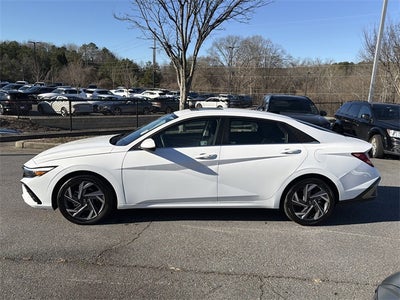 2025 Hyundai ELANTRA SEL Convenience