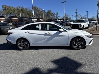 2025 Hyundai ELANTRA SEL Convenience