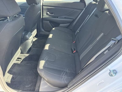 2025 Hyundai ELANTRA SEL Convenience