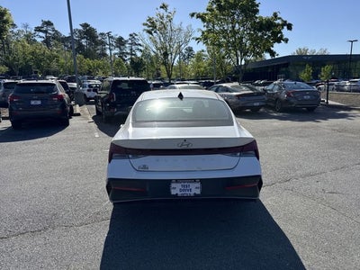 2025 Hyundai ELANTRA SEL Convenience