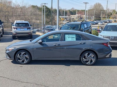 2025 Hyundai ELANTRA SEL Convenience