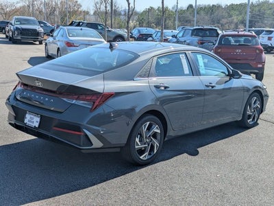 2025 Hyundai ELANTRA SEL Convenience