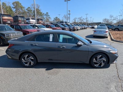 2025 Hyundai ELANTRA SEL Convenience