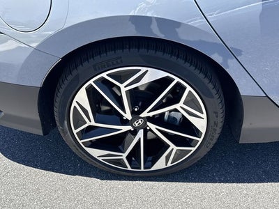 2024 Hyundai IONIQ 6 SEL
