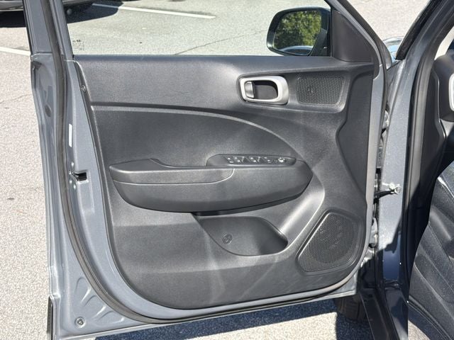 2024 Hyundai VENUE SE