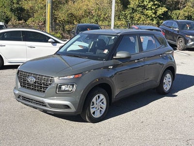 2024 Hyundai VENUE SE