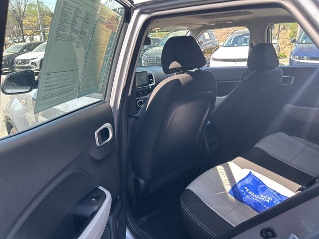 2024 Hyundai VENUE SEL