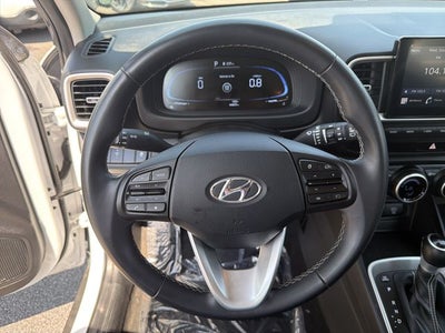 2025 Hyundai VENUE SEL