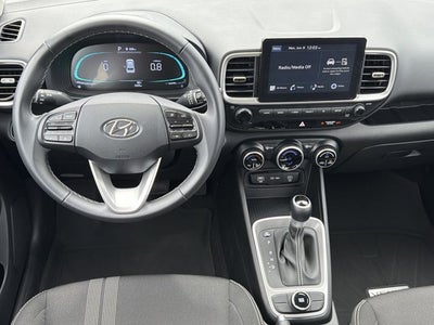 2025 Hyundai VENUE SEL